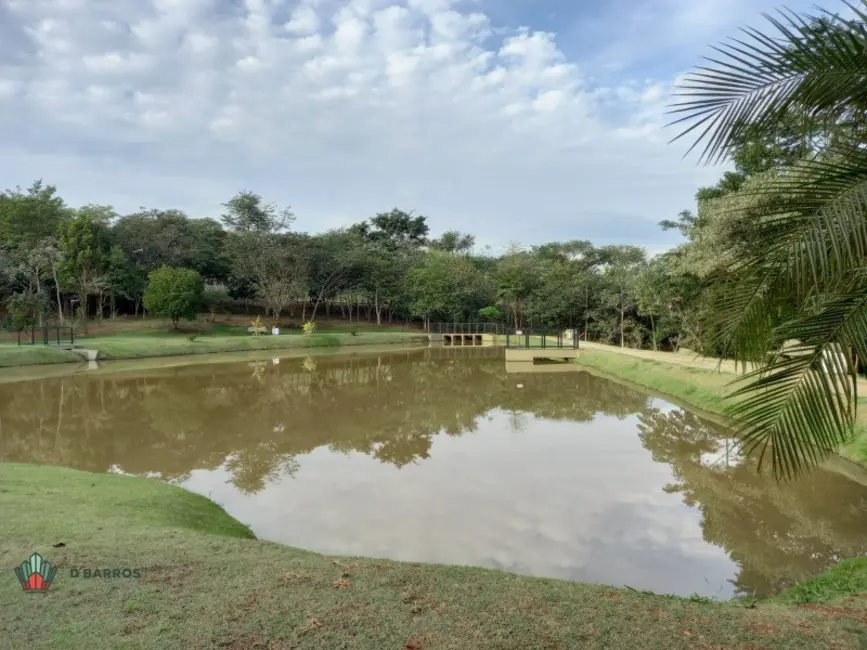 Foto 3 de Terreno / Lote à venda, 275m2 em Morada dos Nobres, Taubate - SP