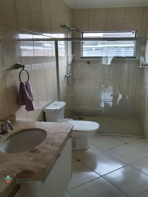 Foto 4 de Casa de Condomínio com 3 quartos à venda, 300m2 em Tremembe - SP