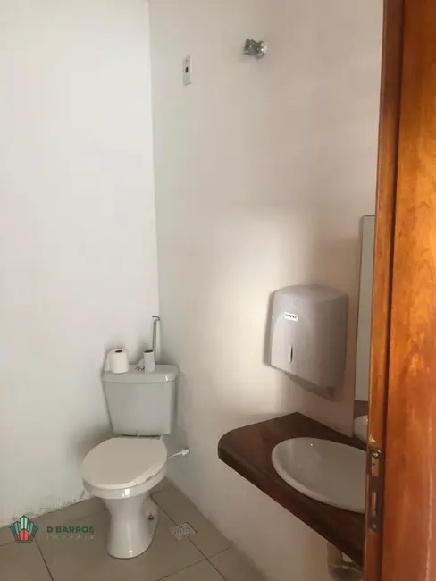 Foto 7 de Sala Comercial com 4 quartos à venda e para alugar, 200m2 em Taubate - SP