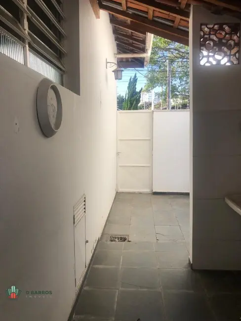 Foto 4 de Sala Comercial com 4 quartos à venda e para alugar, 200m2 em Taubate - SP