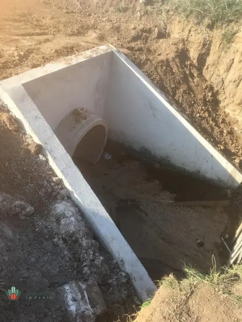 Foto 5 de Terreno / Lote à venda, 250m2 em Tremembe - SP