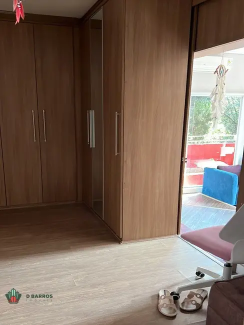 Foto 7 de Casa de Condomínio com 4 quartos à venda, 200m2 em Parque Esperança, Taubate - SP