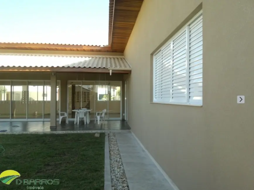 Foto 9 de Casa de Condomínio com 2 quartos à venda, 230m2 em Tremembe - SP