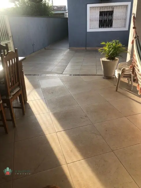 Foto 5 de Casa com 4 quartos à venda, 300m2 em Jardim Morumby, Taubate - SP