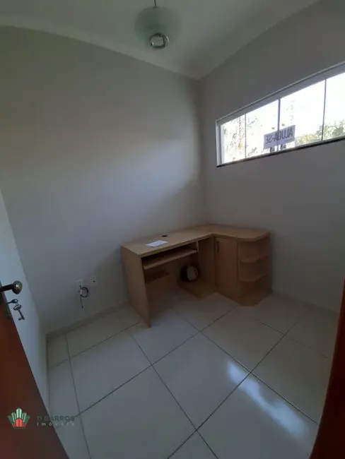 Foto 6 de Casa de Condomínio com 4 quartos à venda e para alugar, 168m2 em Tremembe - SP