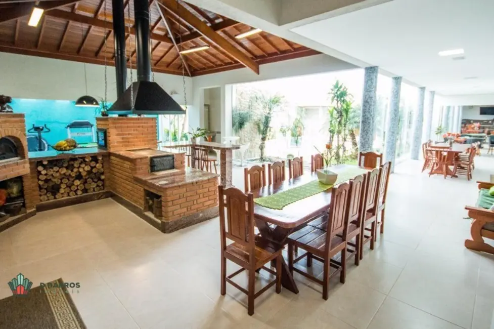 Foto 2 de Casa de Condomínio com 4 quartos à venda, 561m2 em Tremembe - SP