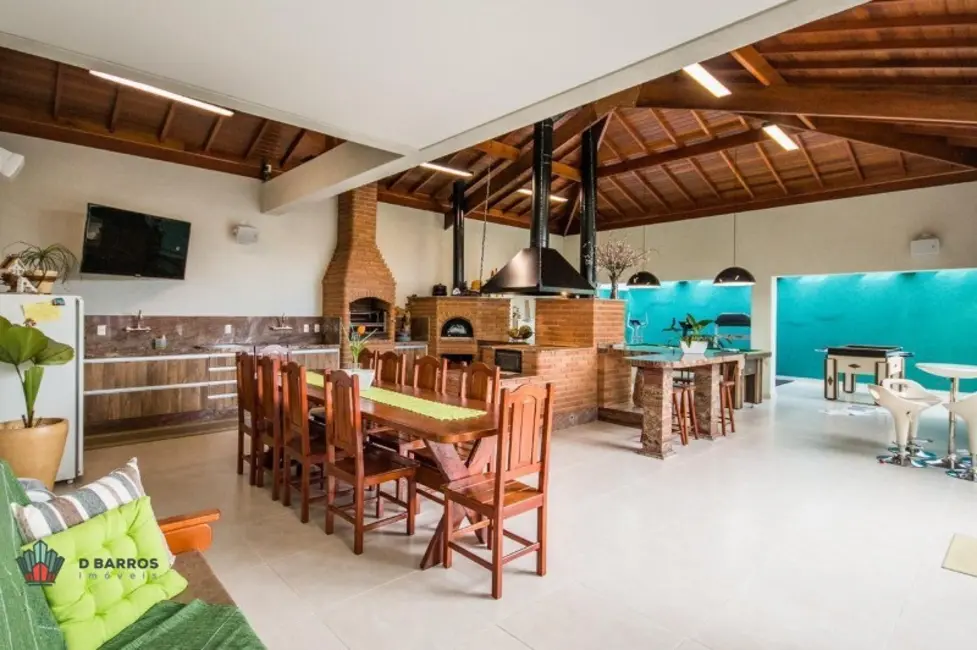 Foto 1 de Casa de Condomínio com 4 quartos à venda, 561m2 em Tremembe - SP