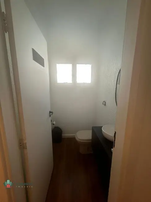 Foto 9 de Loja à venda e para alugar, 250m2 em Tremembe - SP