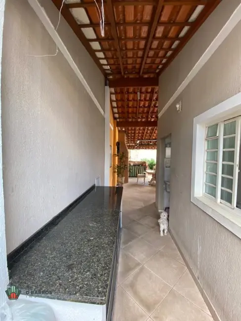 Foto 1 de Casa de Condomínio com 3 quartos à venda, 120m2 em Tremembe - SP