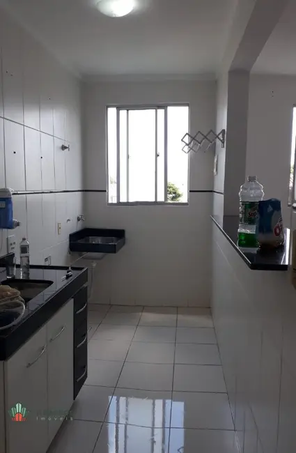 Foto 2 de Apartamento com 2 quartos à venda e para alugar, 48m2 em Parque São Cristóvão, Taubate - SP