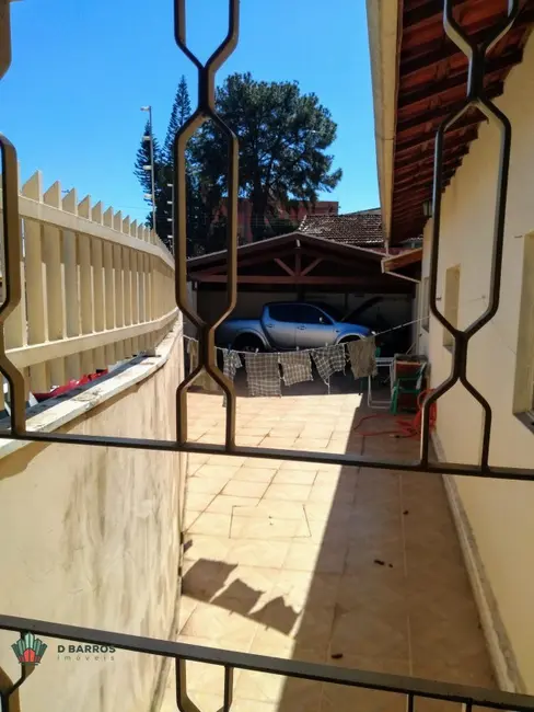 Foto 3 de Casa com 4 quartos à venda, 250m2 em Centro, Taubate - SP