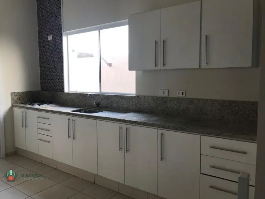 Foto 4 de Casa de Condomínio com 3 quartos à venda, 250m2 em Tremembe - SP