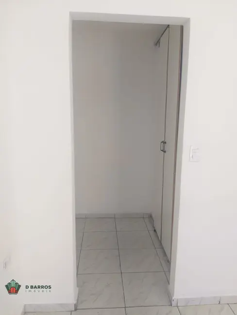 Foto 4 de Sala Comercial para alugar, 30m2 em Vila São Carlos, Taubate - SP