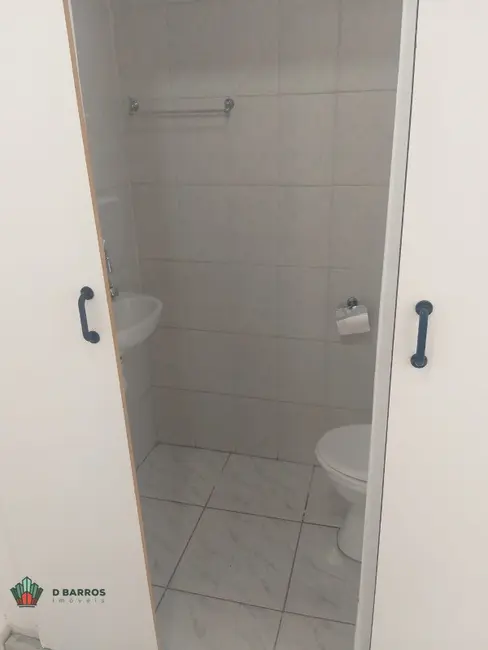 Foto 5 de Sala Comercial para alugar, 30m2 em Vila São Carlos, Taubate - SP