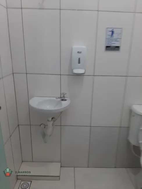 Foto 3 de Sala Comercial para alugar, 16m2 em Barranco, Taubate - SP