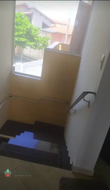 Foto 8 de Casa com 3 quartos à venda, 200m2 em Tremembe - SP