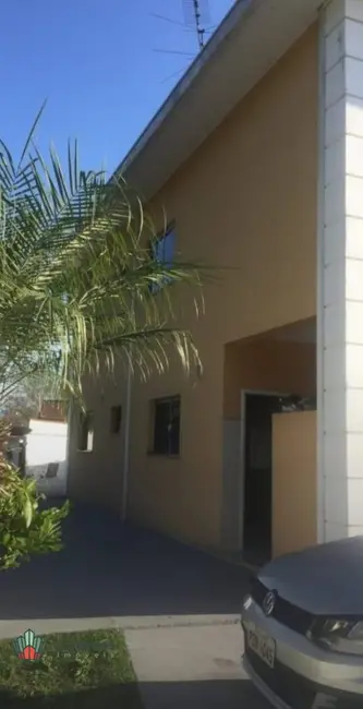 Foto 2 de Casa com 3 quartos à venda, 200m2 em Tremembe - SP