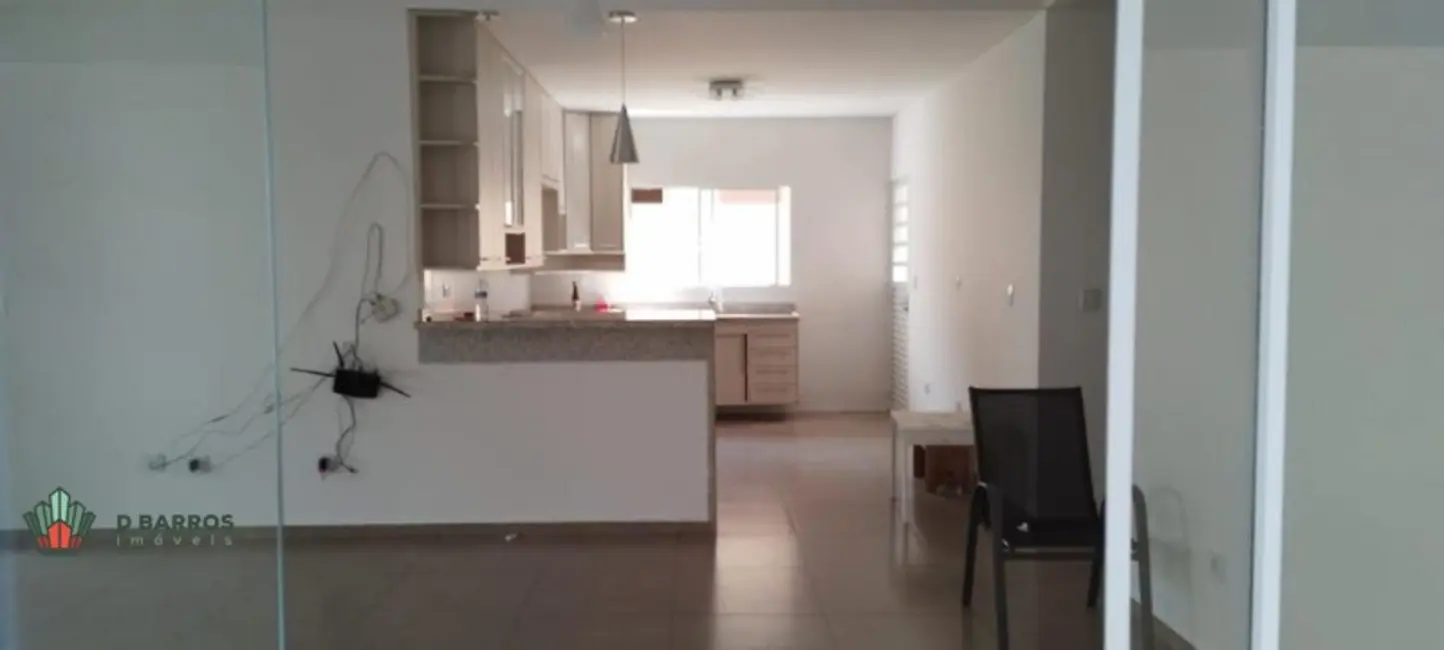 Foto 3 de Casa de Condomínio com 3 quartos à venda, 200m2 em Tremembe - SP