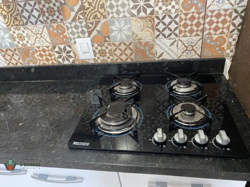 Foto 7 de Casa de Condomínio com 4 quartos à venda e para alugar, 144m2 em Parque São Luís, Taubate - SP