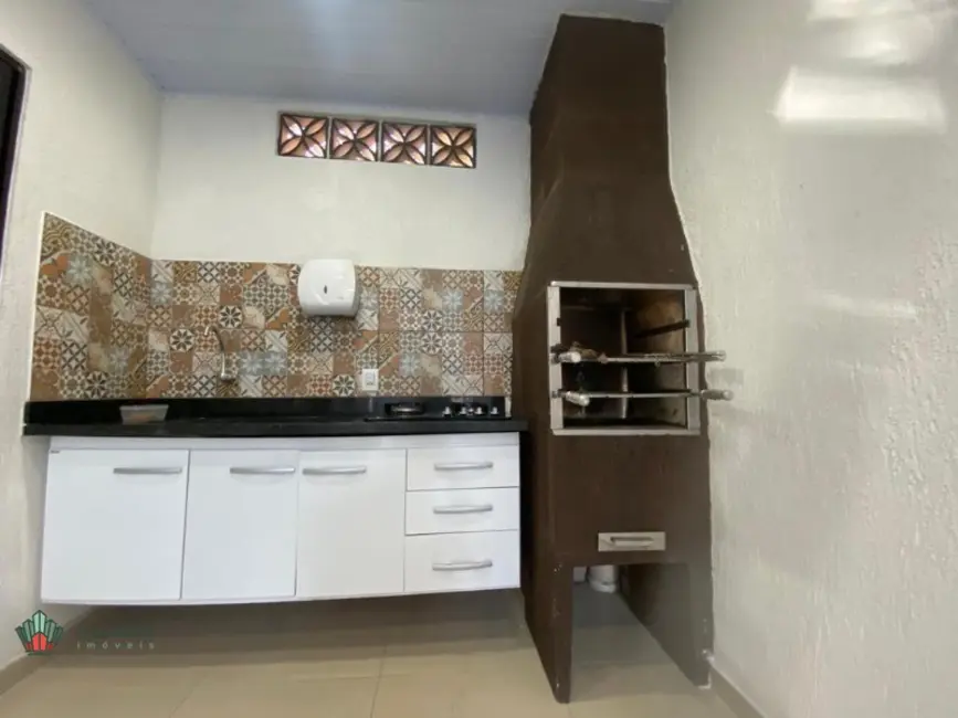 Foto 2 de Casa de Condomínio com 4 quartos à venda e para alugar, 144m2 em Parque São Luís, Taubate - SP