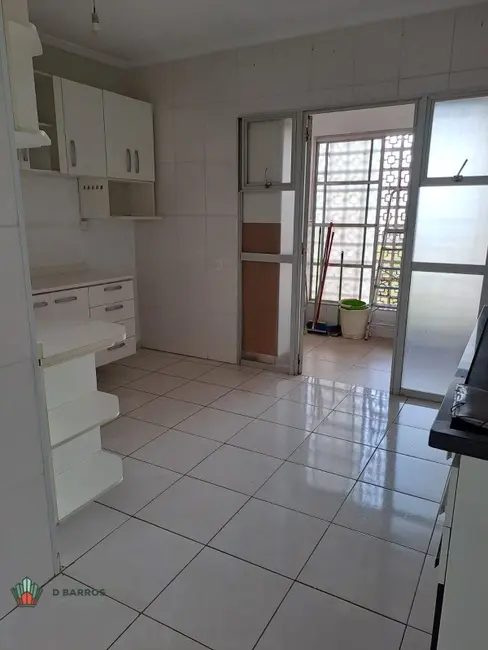 Foto 2 de Apartamento com 3 quartos para alugar, 109m2 em Centro, Taubate - SP