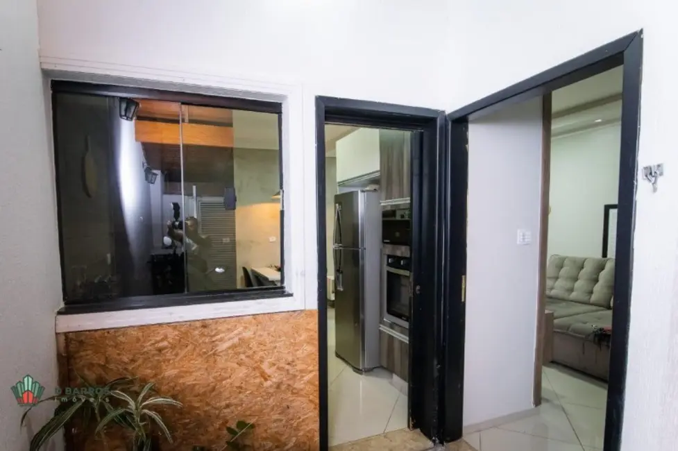 Casa com 3 quartos para alugar, 132m2 em Piracangaguá, Taubate - SP - imagem 2 Foto 2 de Casa com 3 quartos para alugar, 132m2 em Piracangaguá, Taubate - SP