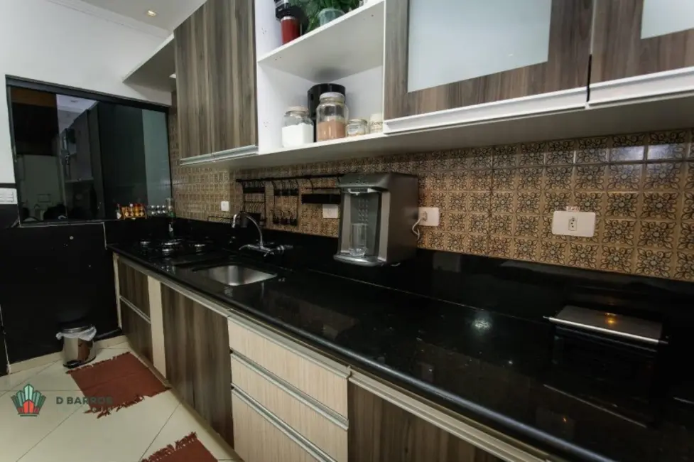 Casa com 3 quartos para alugar, 132m2 em Piracangaguá, Taubate - SP - imagem 8 Foto 8 de Casa com 3 quartos para alugar, 132m2 em Piracangaguá, Taubate - SP