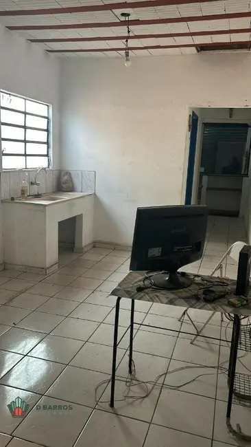 Foto 6 de Loja para alugar, 60m2 em Esplanada Santa Terezinha, Taubate - SP