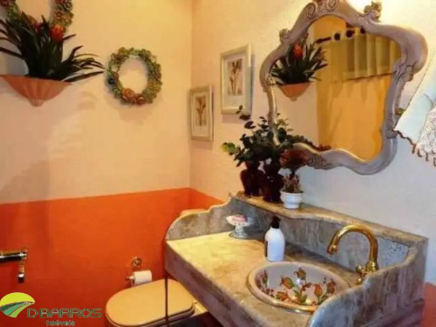 Foto 8 de Casa com 4 quartos à venda e para alugar, 380m2 em Independência, Taubate - SP