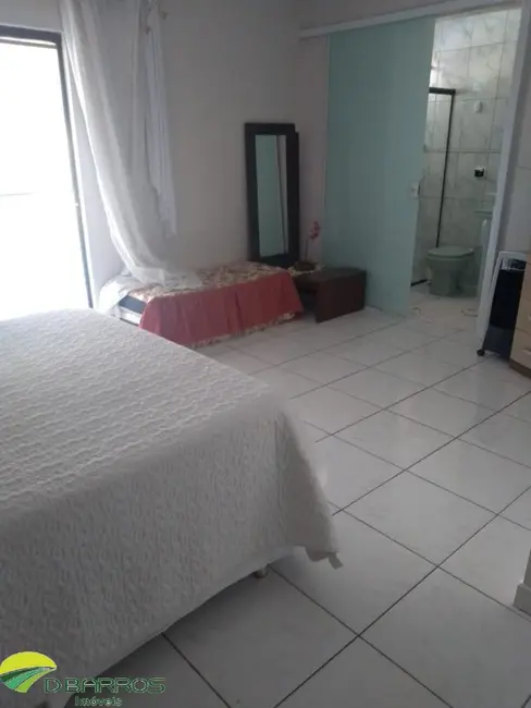 Foto 3 de Casa com 3 quartos à venda, 267m2 em Centro, Tremembe - SP