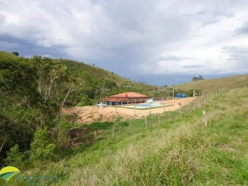 Foto 6 de Sítio / Rancho com 4 quartos à venda, 345m2 em Igarata - SP