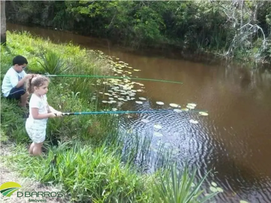 Foto 3 de Sítio / Rancho com 4 quartos à venda, 345m2 em Igarata - SP