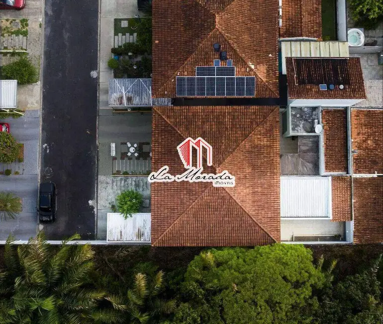 Casa de Condomínio com 4 quartos à venda, 157m2 em Flores, Manaus - AM - imagem 3 Foto 3 de Casa de Condomínio com 4 quartos à venda, 157m2 em Flores, Manaus - AM