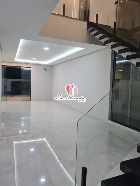 Foto 8 de Casa de Condomínio com 4 quartos à venda, 330m2 em Ponta Negra, Manaus - AM