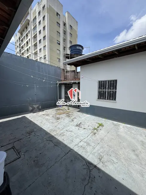 Casa com 2 quartos à venda, 200m2 em Flores, Manaus - AM - imagem 6 Foto 6 de Casa com 2 quartos à venda, 200m2 em Flores, Manaus - AM