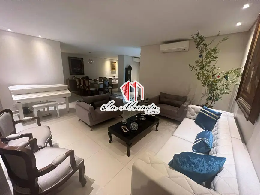 Foto 2 de Apartamento com 3 quartos à venda, 215m2 em Adrianópolis, Manaus - AM