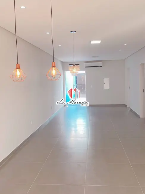 Foto 2 de Casa com 3 quartos à venda, 200m2 em Tarumã-Açu, Manaus - AM