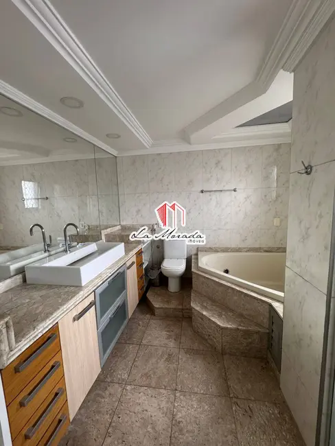 Apartamento com 4 quartos à venda, 157m2 em Nossa Senhora das Graças, Manaus - AM - imagem 7 Foto 7 de Apartamento com 4 quartos à venda, 157m2 em Nossa Senhora das Graças, Manaus - AM