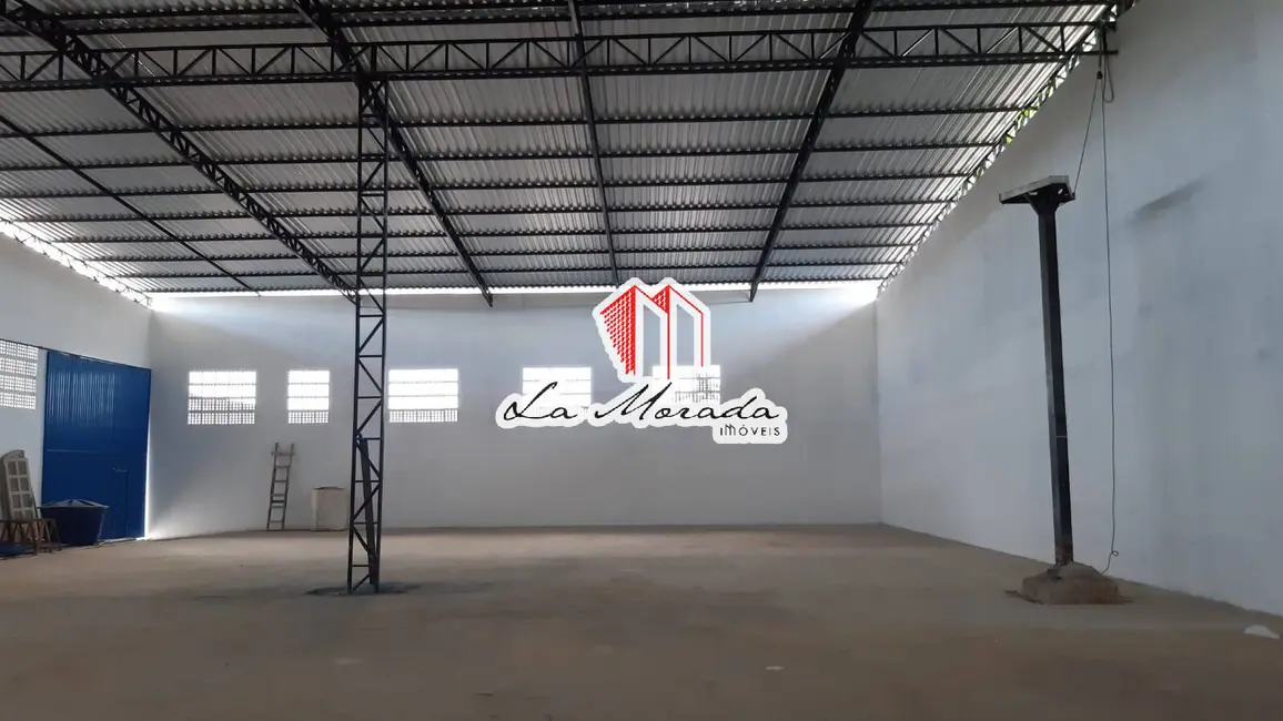 Foto 2 de Armazém / Galpão à venda e para alugar, 850m2 em Colônia Terra Nova, Manaus - AM