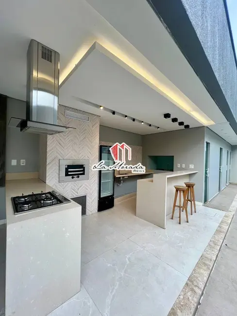 Foto 1 de Casa com 3 quartos à venda e para alugar, 200m2 em Ponta Negra, Manaus - AM