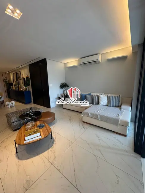 Foto 3 de Apartamento com 3 quartos à venda, 200m2 em Adrianópolis, Manaus - AM