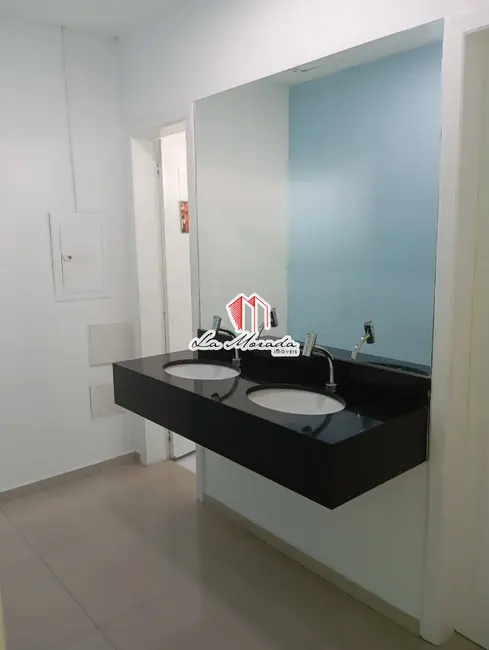 Sala Comercial à venda, 450m2 em Adrianópolis, Manaus - AM - imagem 6 Foto 6 de Sala Comercial à venda, 450m2 em Adrianópolis, Manaus - AM