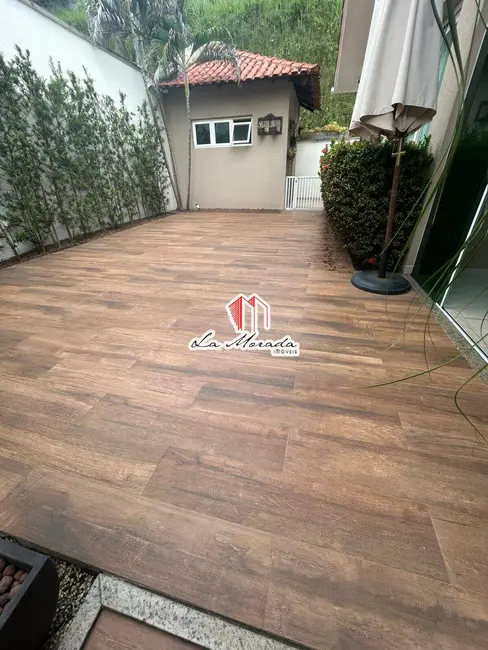 Casa com 3 quartos à venda, 187m2 em Flores, Manaus - AM - imagem 2 Foto 2 de Casa com 3 quartos à venda, 187m2 em Flores, Manaus - AM