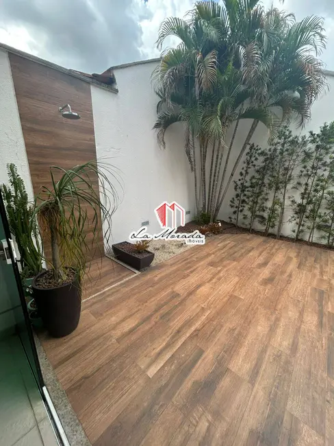 Casa com 3 quartos à venda, 187m2 em Flores, Manaus - AM - imagem 6 Foto 6 de Casa com 3 quartos à venda, 187m2 em Flores, Manaus - AM