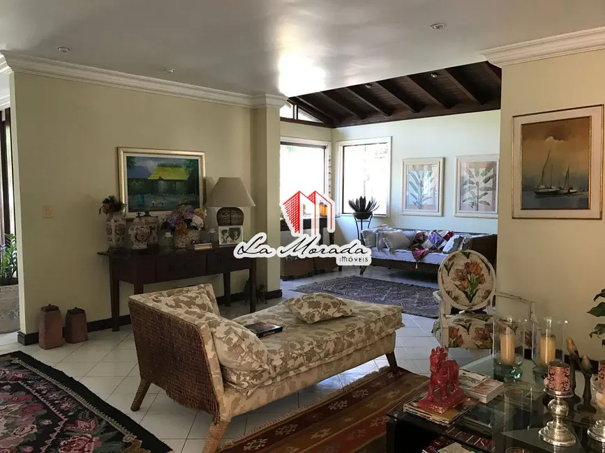 Foto 9 de Casa com 4 quartos à venda, 600m2 em Ponta Negra, Manaus - AM