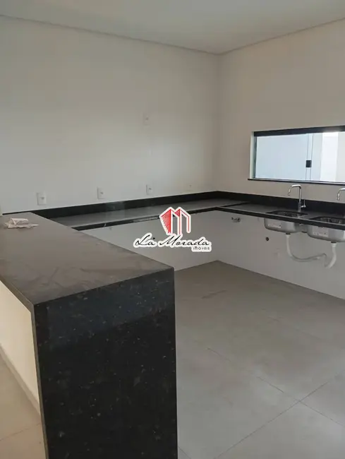 Casa de Condomínio com 3 quartos à venda, 154m2 em Ponta Negra, Manaus - AM - imagem 6 Foto 6 de Casa de Condomínio com 3 quartos à venda, 154m2 em Ponta Negra, Manaus - AM