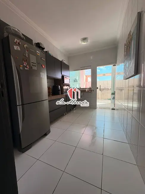 Foto 4 de Casa de Condomínio com 4 quartos à venda, 250m2 em Tarumã, Manaus - AM