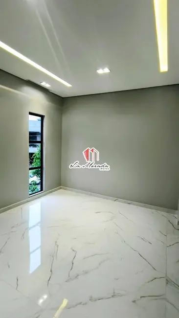 Foto 3 de Casa com 4 quartos à venda, 272m2 em Planalto, Manaus - AM