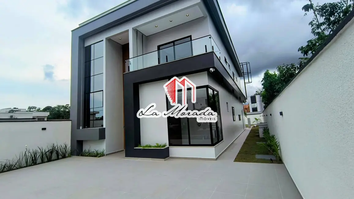 Foto 2 de Casa com 4 quartos à venda, 272m2 em Planalto, Manaus - AM