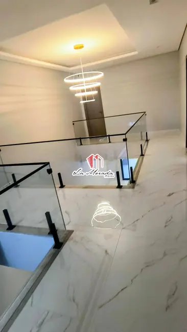 Foto 4 de Casa com 4 quartos à venda, 272m2 em Planalto, Manaus - AM